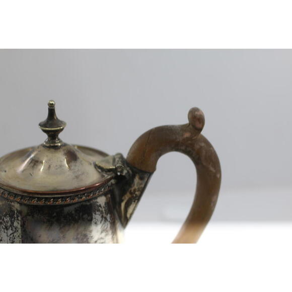 Antique Silver Plate Coffee Pot Wood Handle Hinged Lid - Picture 4 of 16